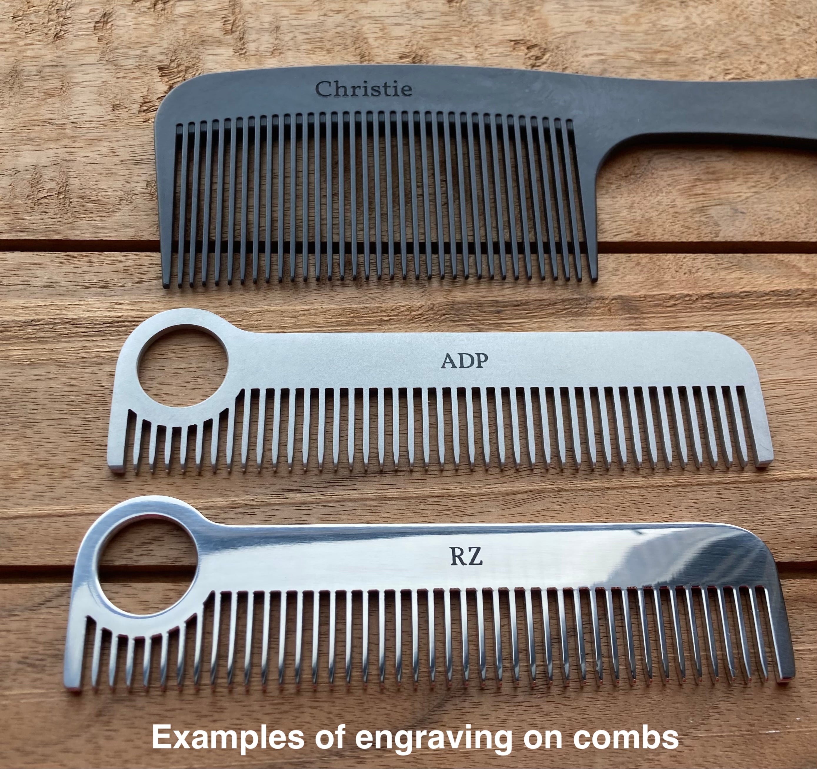 7 medium spinning comb Carbon Fiber Model 7 Model 7 Carbon Fiber + Dublin Black Sheath