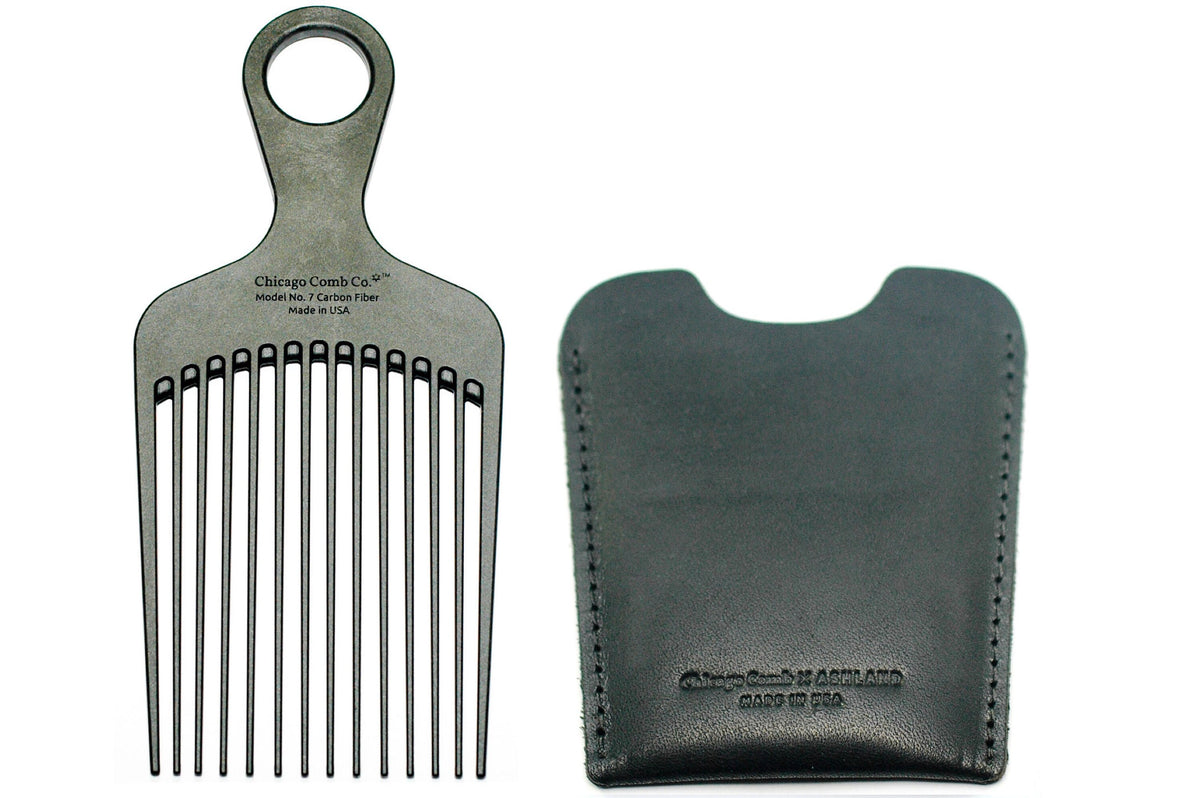 Model 7 Carbon Fiber + Black Horween Leather Sheath