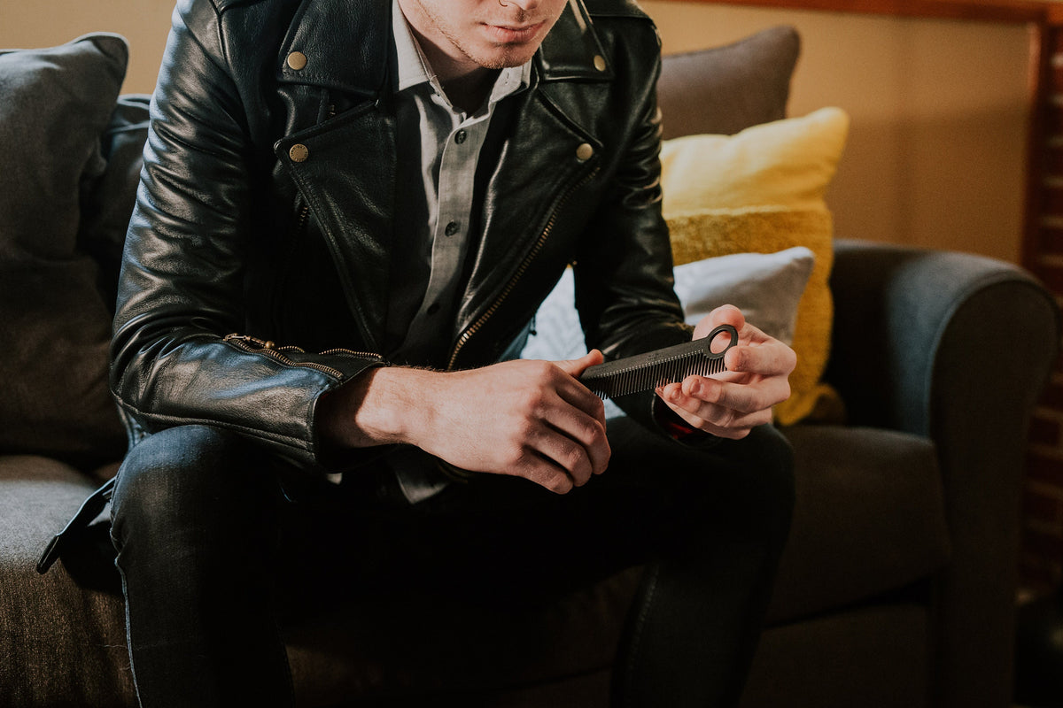 Model 1 Carbon Fiber + Horween Leather Sheath (4 Styles)